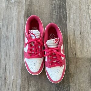 Nike Women’s Dunks